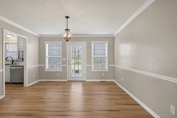 $2,350 | 128 Larkspur Court, White House, TN 37188