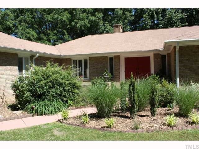 4205 Lumley Road Durham, NC 27703 - Photo 2 of 11 Yard