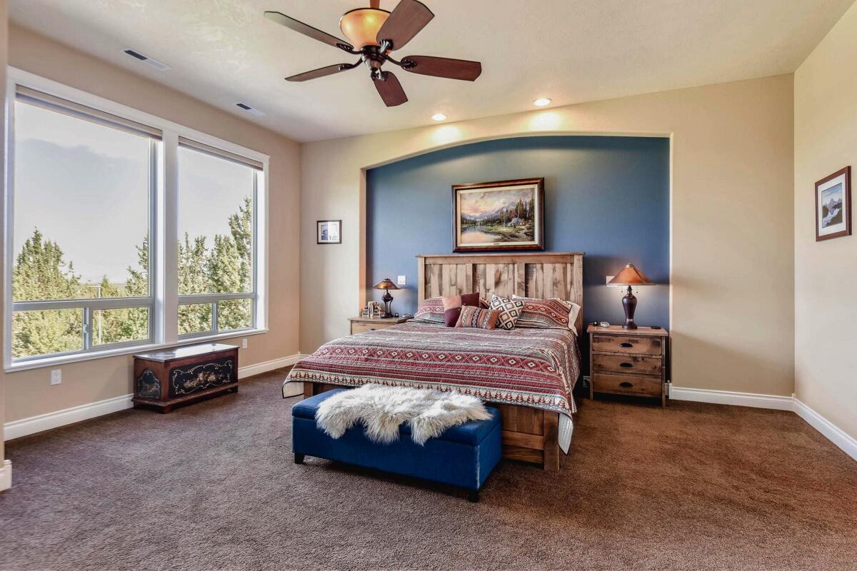 10264 Sundance Ridge Loop Redmond, OR 97756 - Photo 12 of 35 Master Bedroom