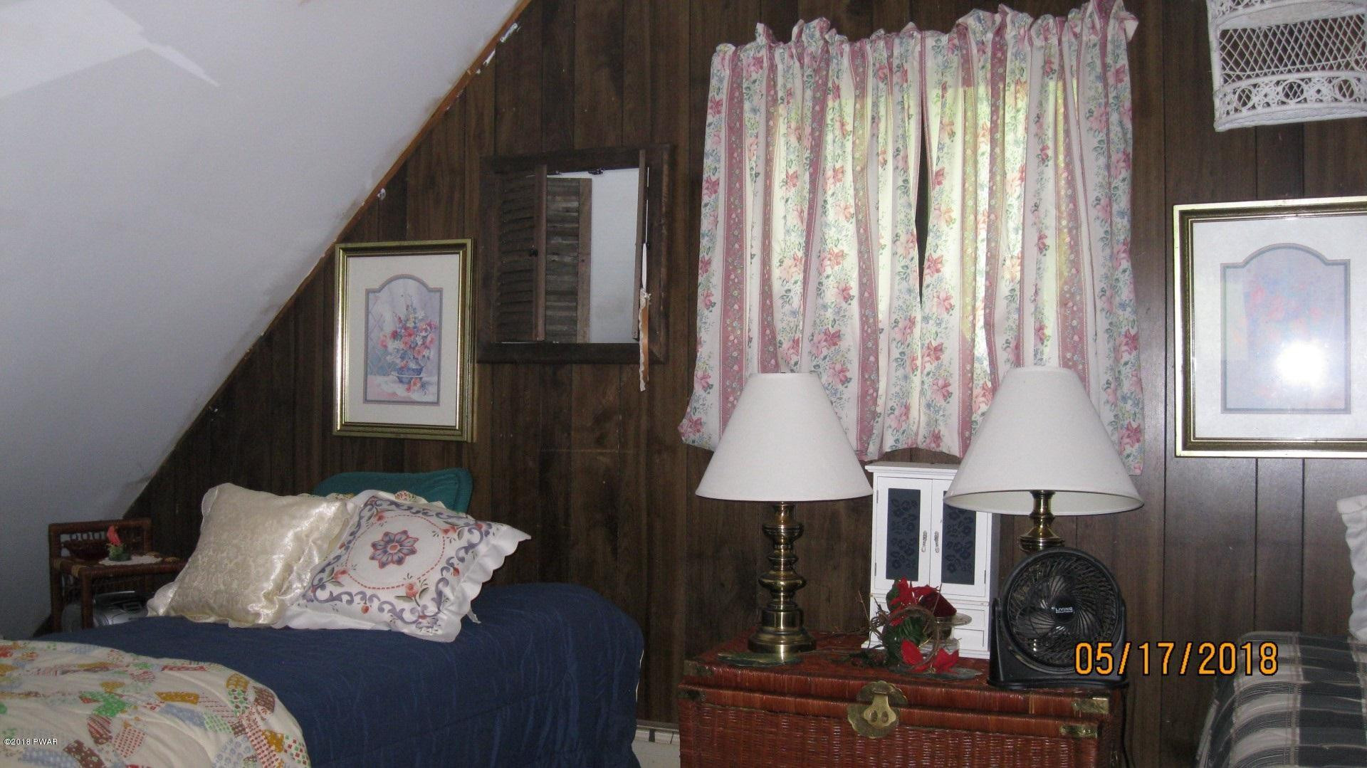 41 Kensington Road Hawley, PA 18428 - Photo 6 of 12
