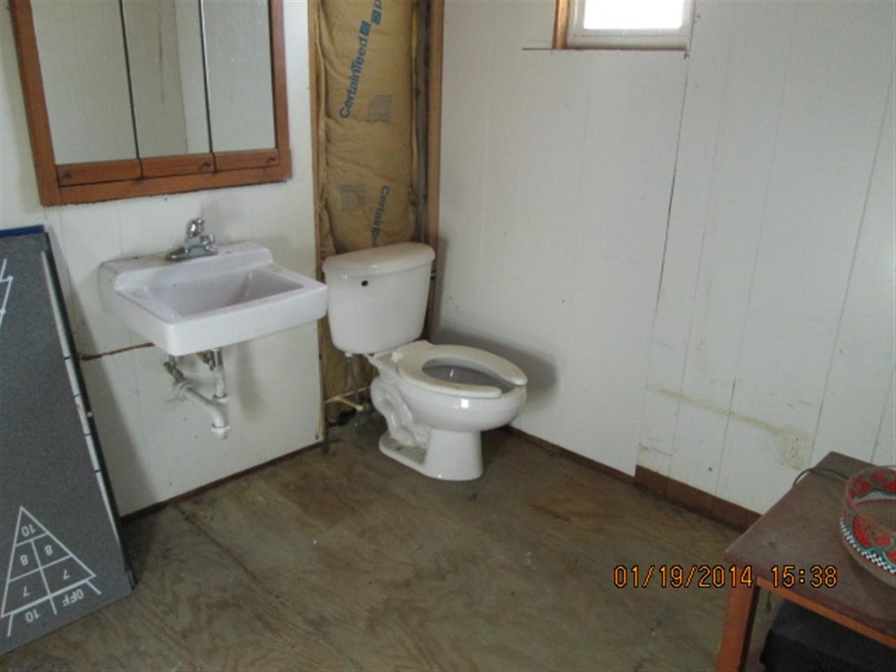 4279 Carlin Road Crestview, FL 32536 - Photo 8 of 9 Gallery Image 8