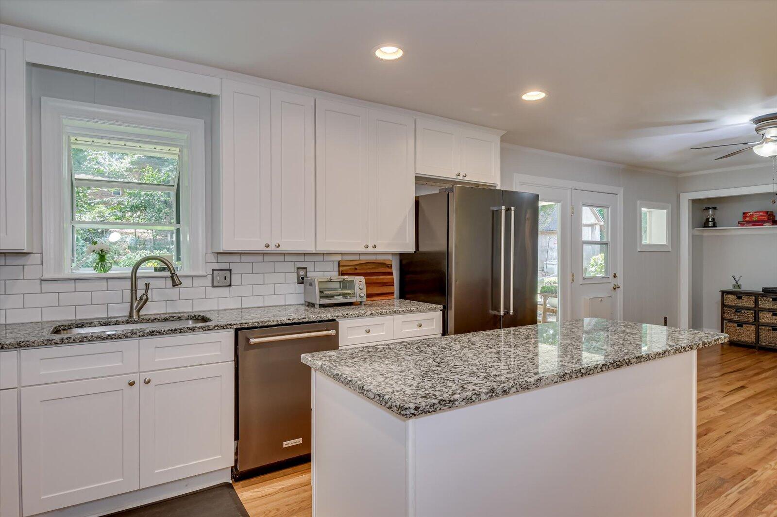 3124 Sussex Road Augusta, GA 30909 - Photo 15 of 48 15-115