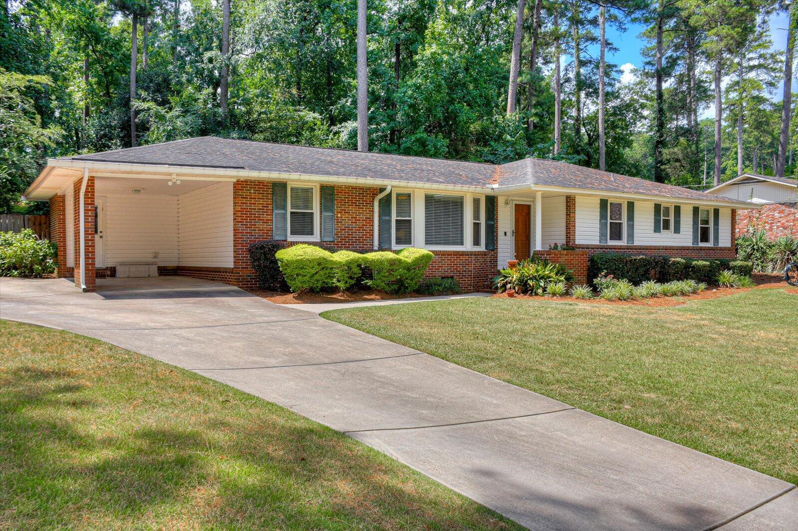 3124 Sussex Road Augusta, GA 30909 - Photo 2 of 48 02-102
