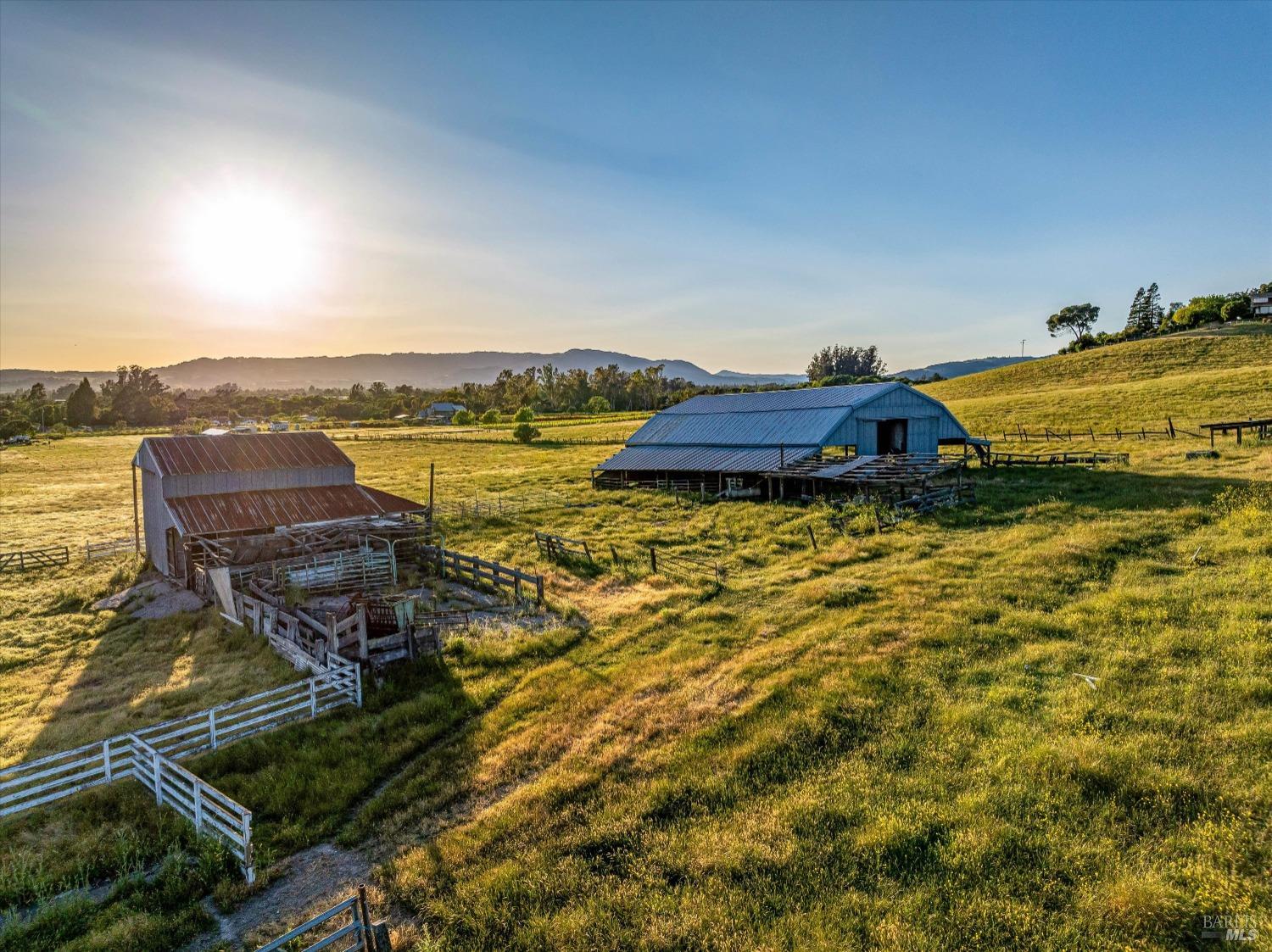 2710 Knob Hill Road Sonoma, CA 95476 - Photo 8 of 19