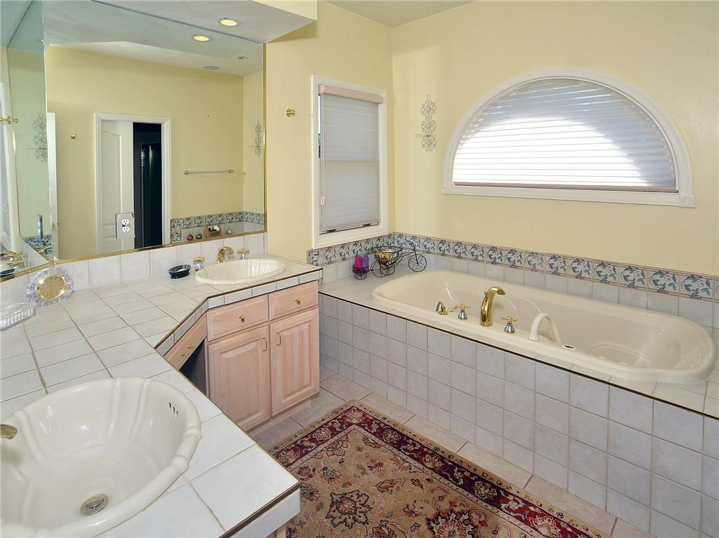 1009 Country Club Drive Jeannette, PA 15644 - Photo 16 of 25 Gallery Image 16