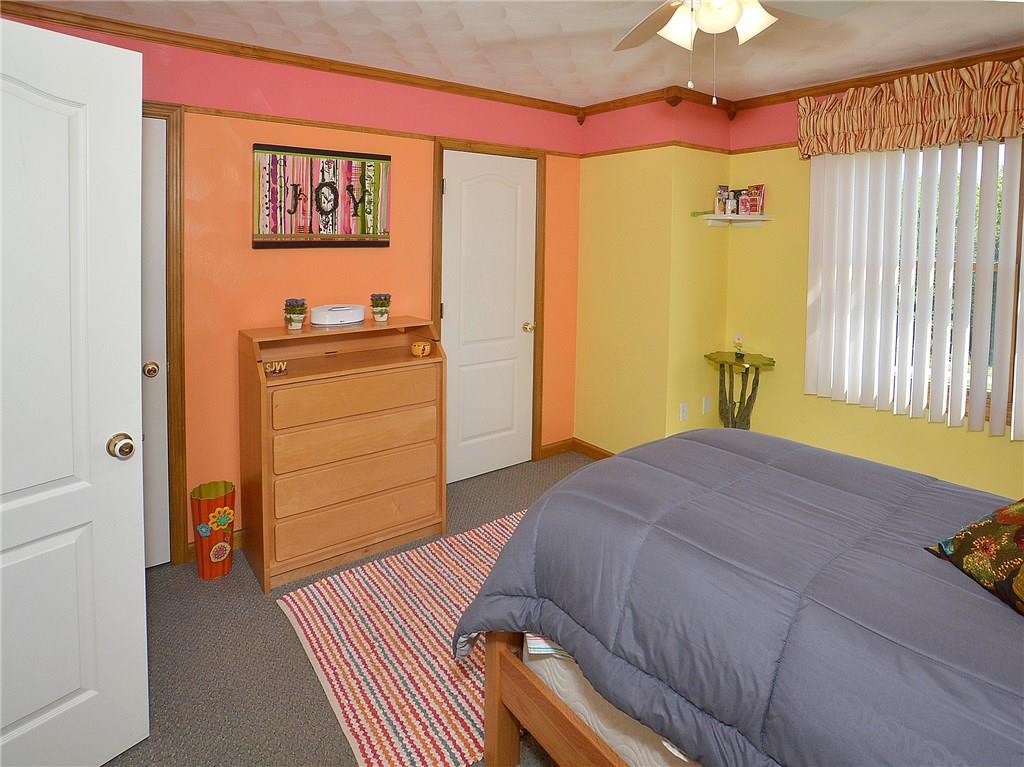 1009 Country Club Drive Jeannette, PA 15644 - Photo 19 of 25 Gallery Image 19