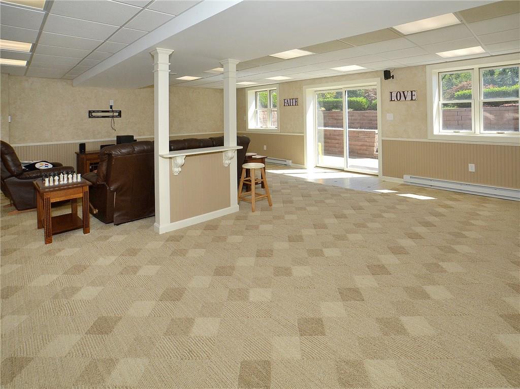 1009 Country Club Drive Jeannette, PA 15644 - Photo 21 of 25 Gallery Image 21