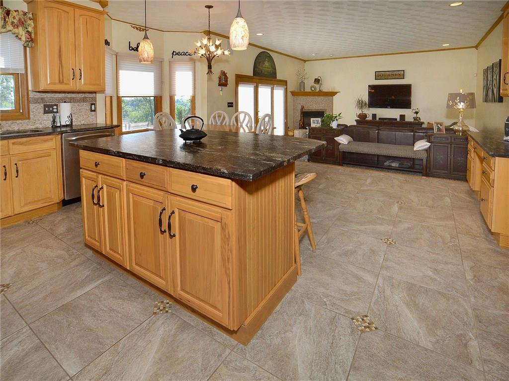 1009 Country Club Drive Jeannette, PA 15644 - Photo 4 of 25 Gallery Image 4