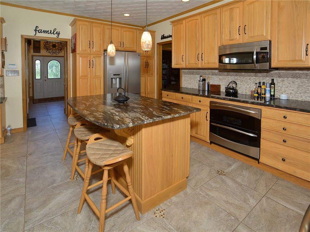 1009 Country Club Drive Jeannette, PA 15644 - Photo 5 of 25 Gallery Image 5
