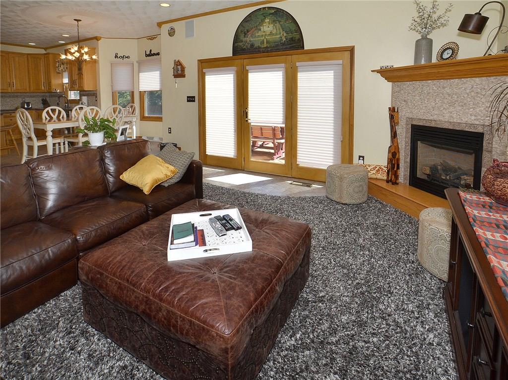 1009 Country Club Drive Jeannette, PA 15644 - Photo 8 of 25 Gallery Image 8