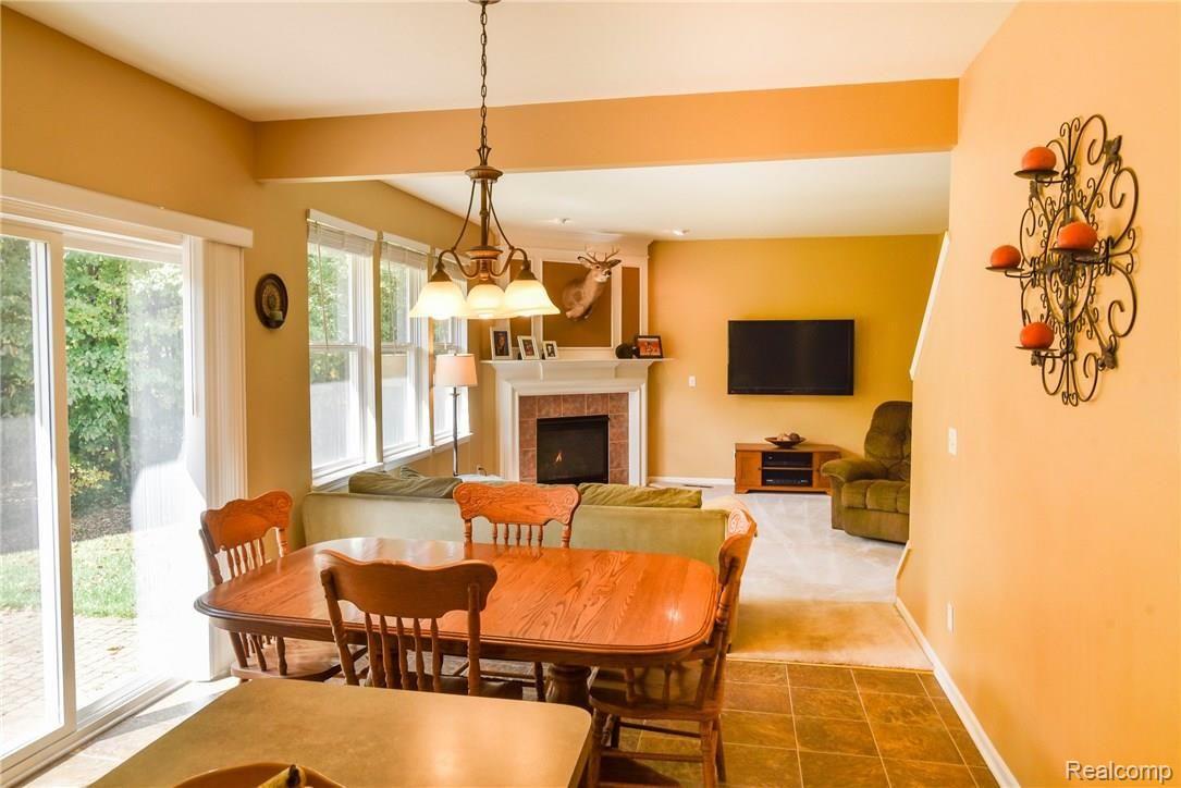 926 Deer Valley Road Holly, MI 48442 - Photo 10 of 22 DSC_1563.jpg