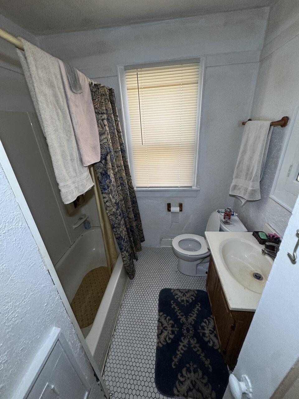 2639 North 55th Street Milwaukee, WI 53210 - Photo 9 of 13 IMG_9167