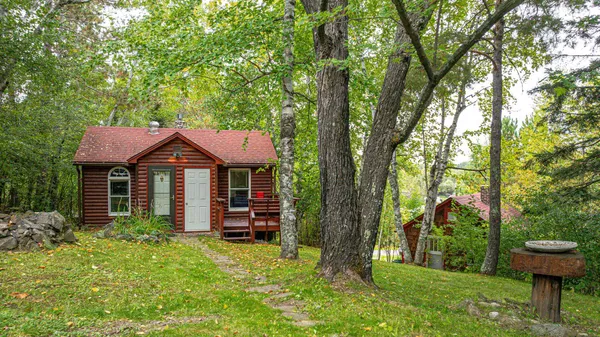 $249,000 | 52 West Chandler Street, Ely, MN 55731