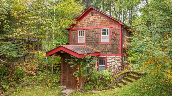 $249,000 | 52 West Chandler Street, Ely, MN 55731