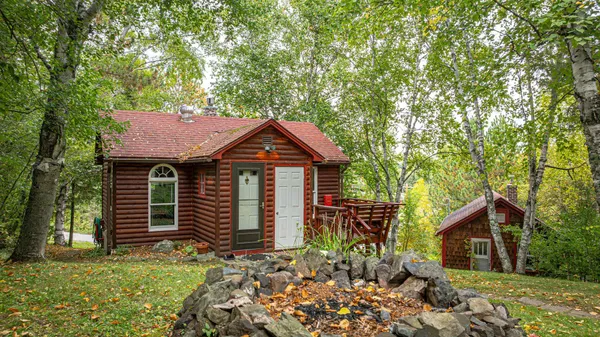 $249,000 | 52 West Chandler Street, Ely, MN 55731