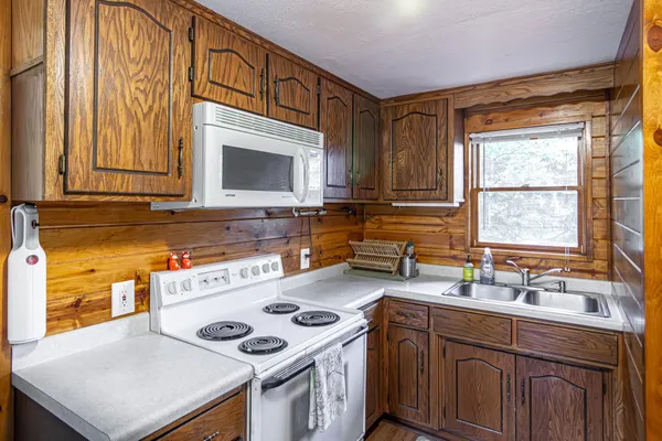 $249,000 | 52 West Chandler Street, Ely, MN 55731