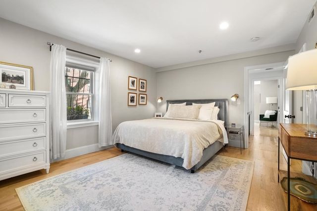 $1,850,000 | 208 West Canton Street, Unit 1, Boston, MA 02116