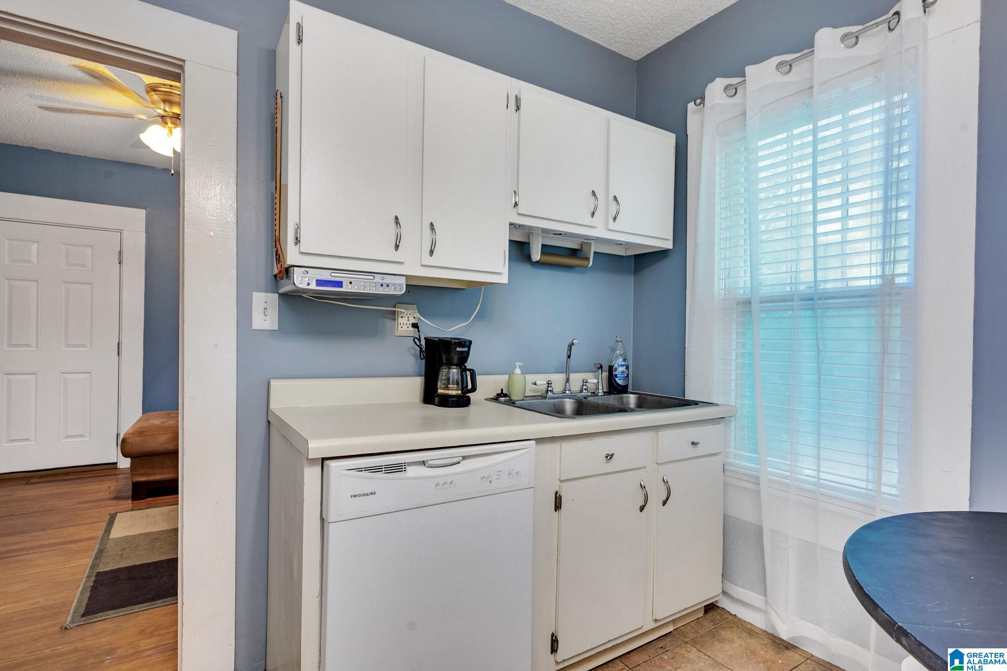 400 North Pine Hill Road Birmingham, AL 35217 - Photo 12 of 20