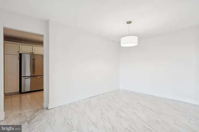 $2,750 | 307 Yoakum Parkway, Unit 519, Alexandria, VA 22304