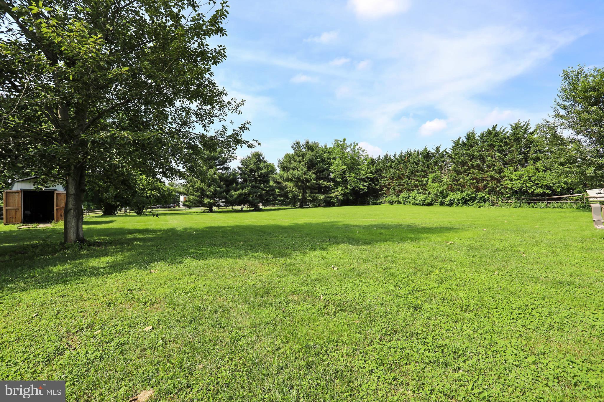 13816 Big Pool Road Clear Spring, MD 21722 - Photo 21 of 24 a view of a grassy field with entertaining space