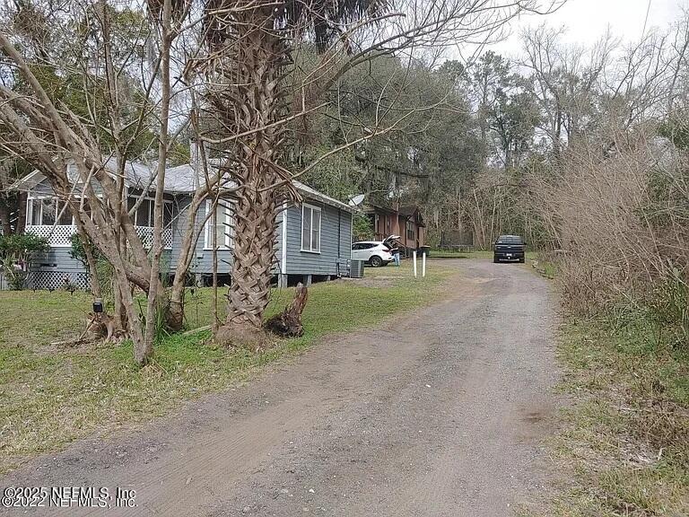 7781 Lenox Avenue Jacksonville, FL 32221 - Photo 14 of 15 a view of a out door space area