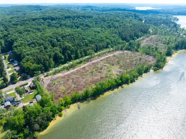 $1 | Lodge Road, Sherrodsville, OH 44675