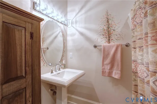 $749,500 | 5461 Tyshire Parkway, Providence Forge, VA 23140