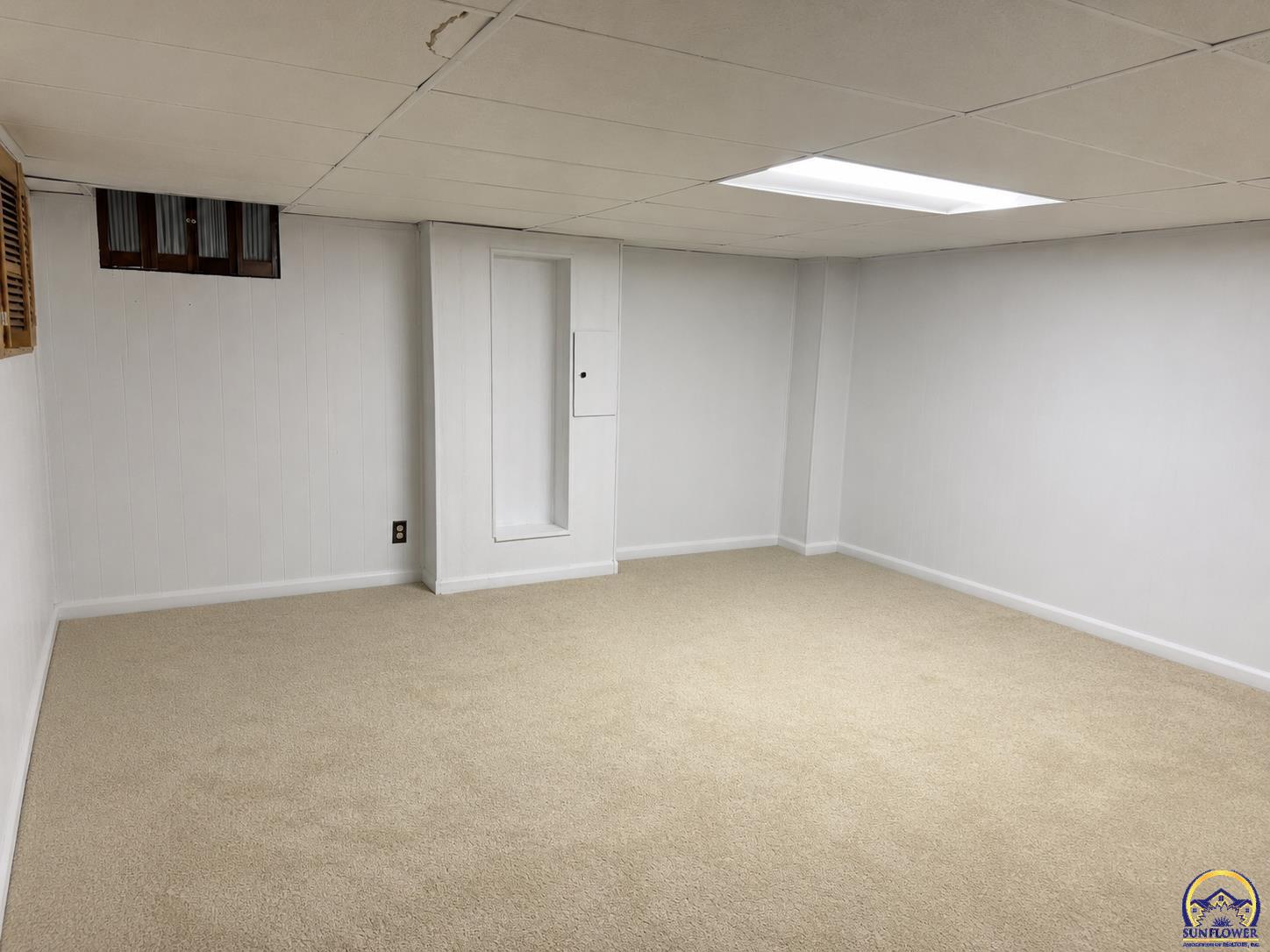 2926 Southwest Arrowhead Road Topeka, KS 66614 - Photo 17 of 20