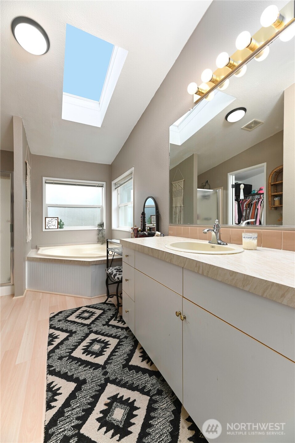 264 West Ihler Road Camano Island, WA 98282 - Photo 23 of 36 Gallery Image 23