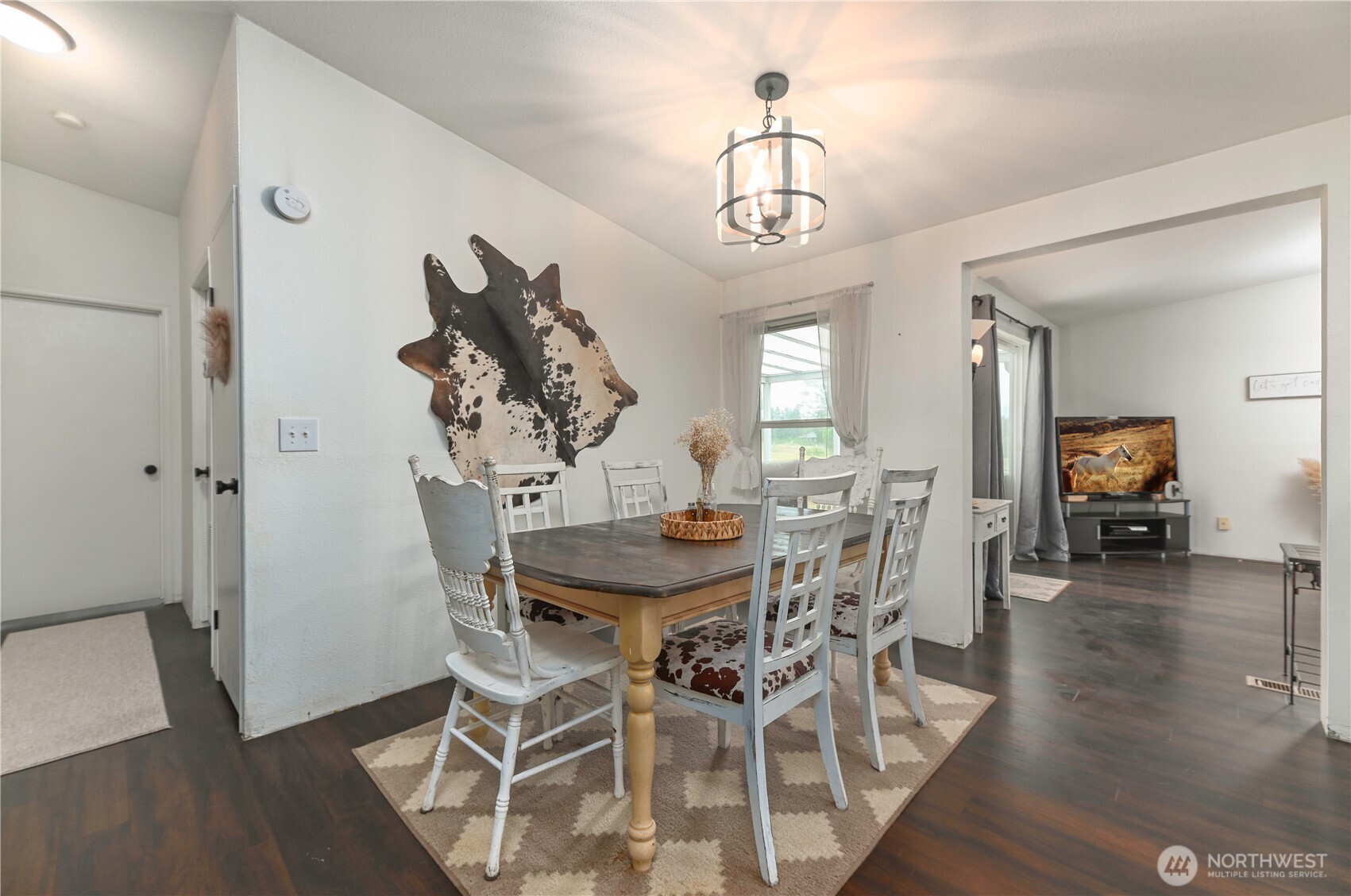 264 West Ihler Road Camano Island, WA 98282 - Photo 6 of 36 Gallery Image 6