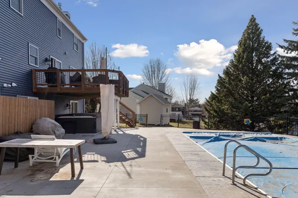 $550,000 | 2423 Pond Avenue East, Maplewood, MN 55119