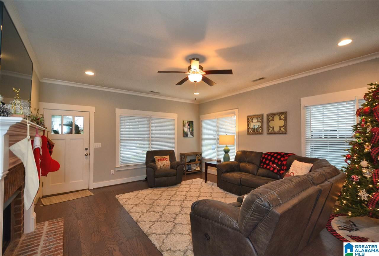 352 Crossbridge Road Chelsea, AL 35043 - Photo 3 of 38