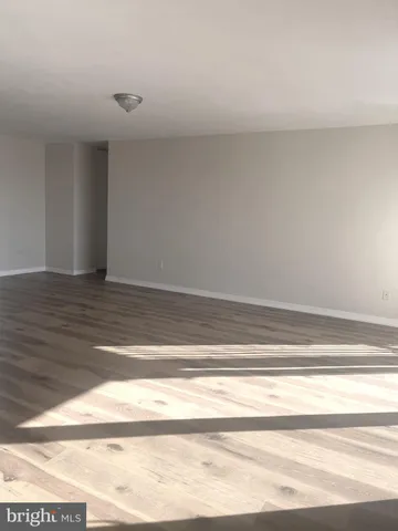 $2,200 | 4520 King Street, Unit 706, Alexandria, VA 22302