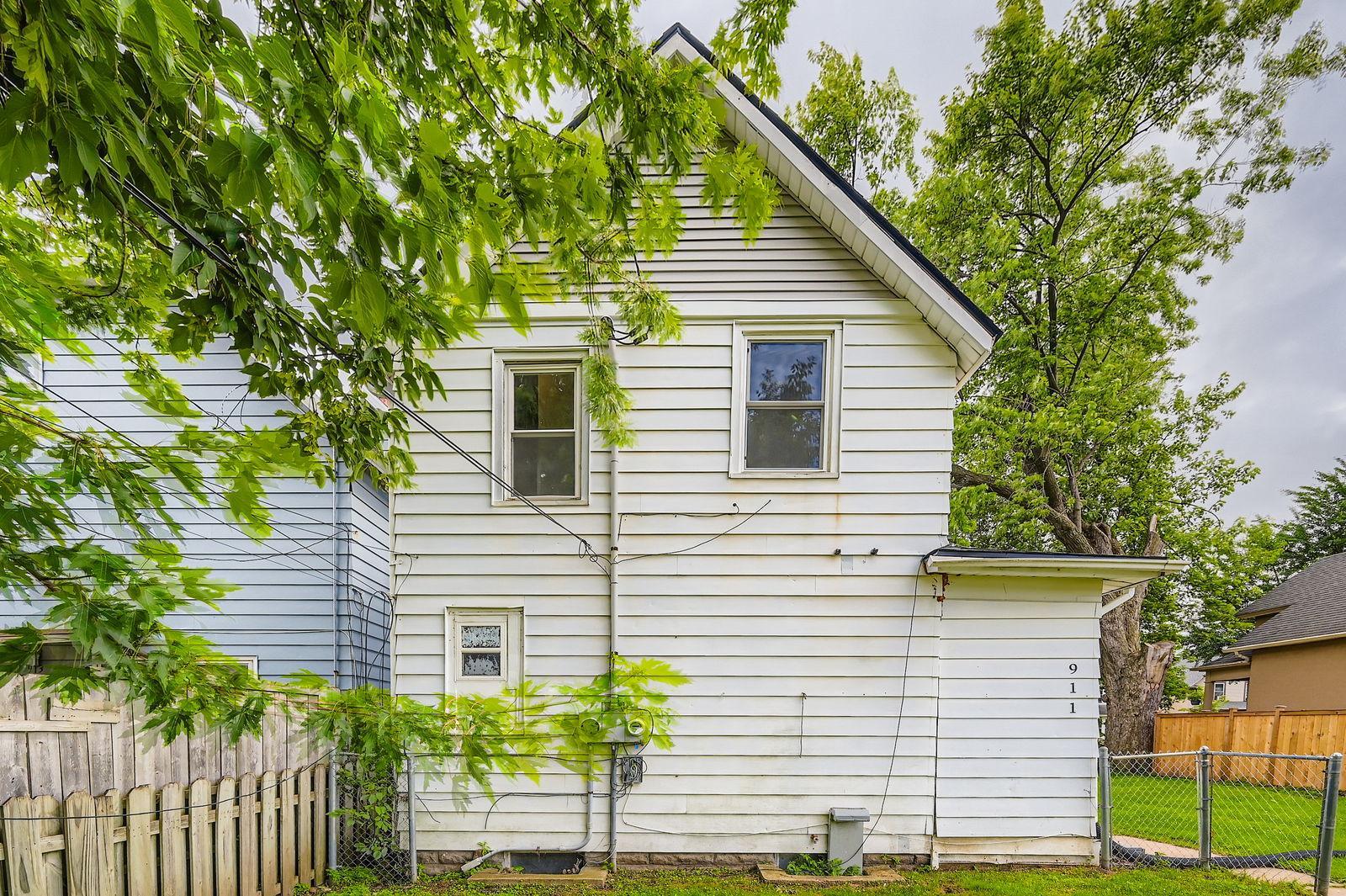 911 Sims Avenue St. Paul, MN 55106 - Photo 26 of 27