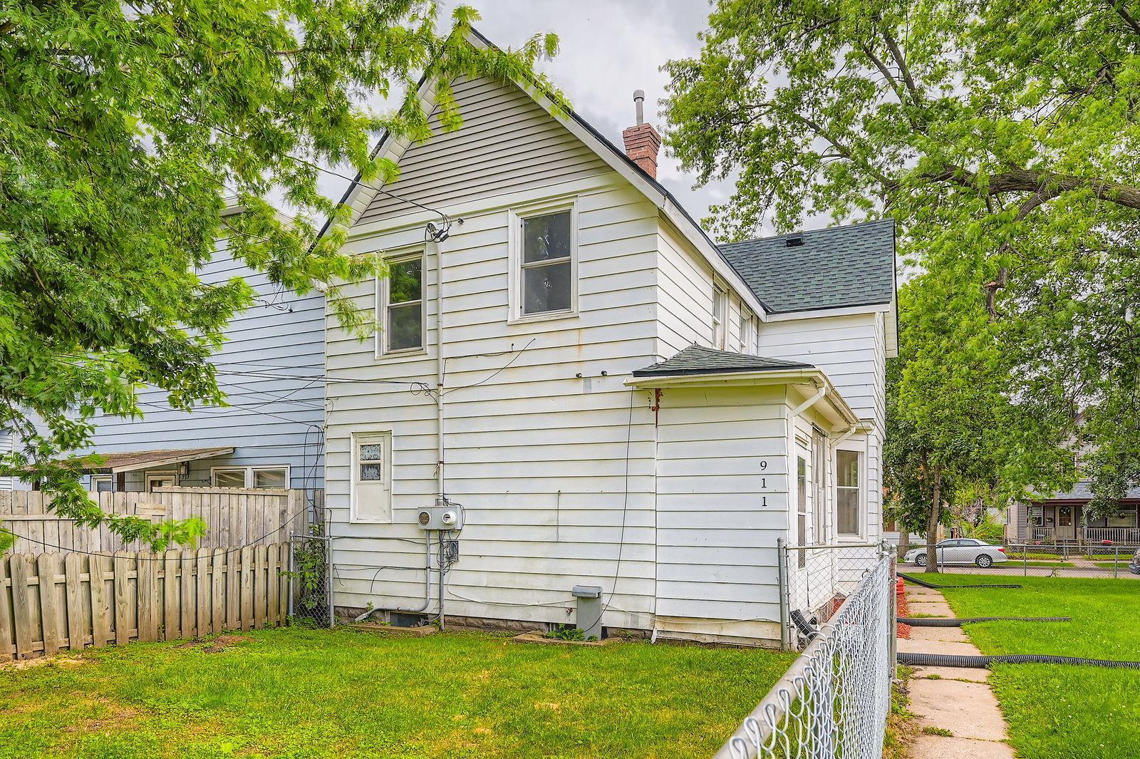 911 X Sims Avenue St. Paul, MN 55106 - Photo 27 of 27