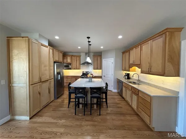 $5,195 | 1733 West Woodbine Avenue, Kirkwood, MO 63122