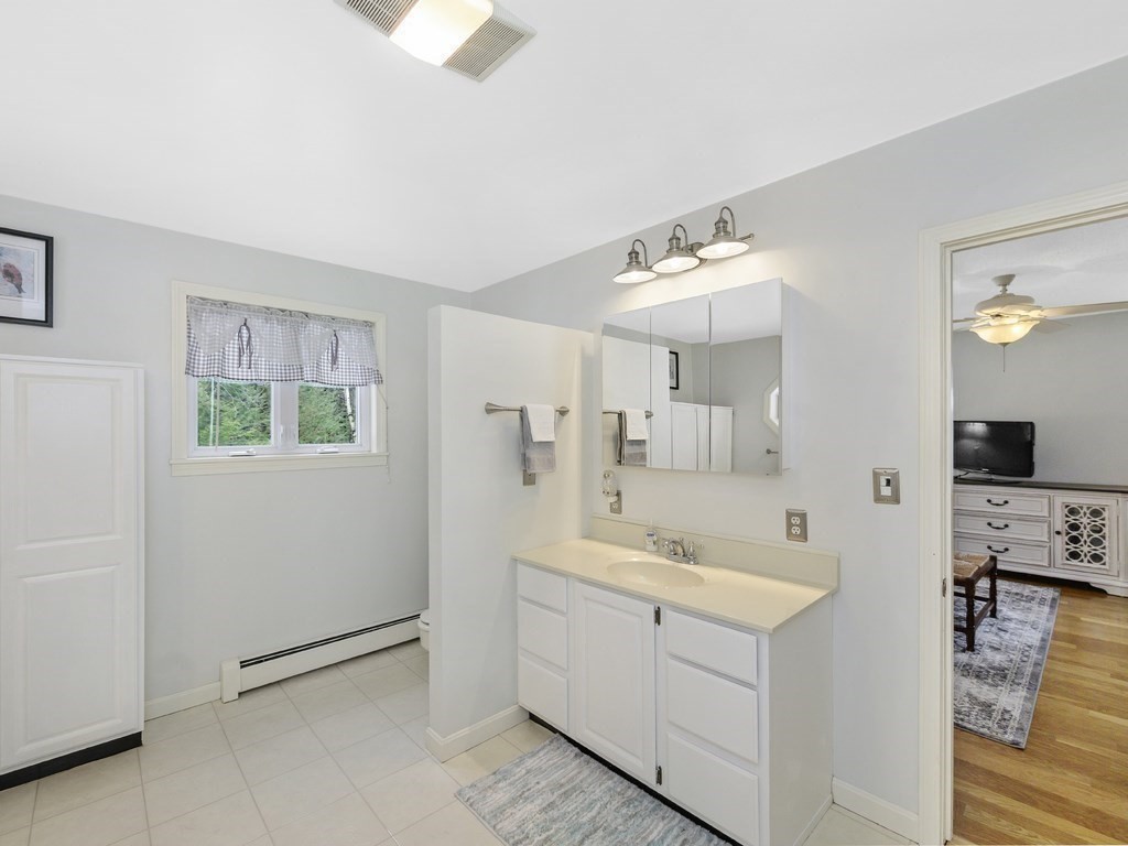 23 Patricia Road Westminster, MA 01473 - Photo 24 of 40