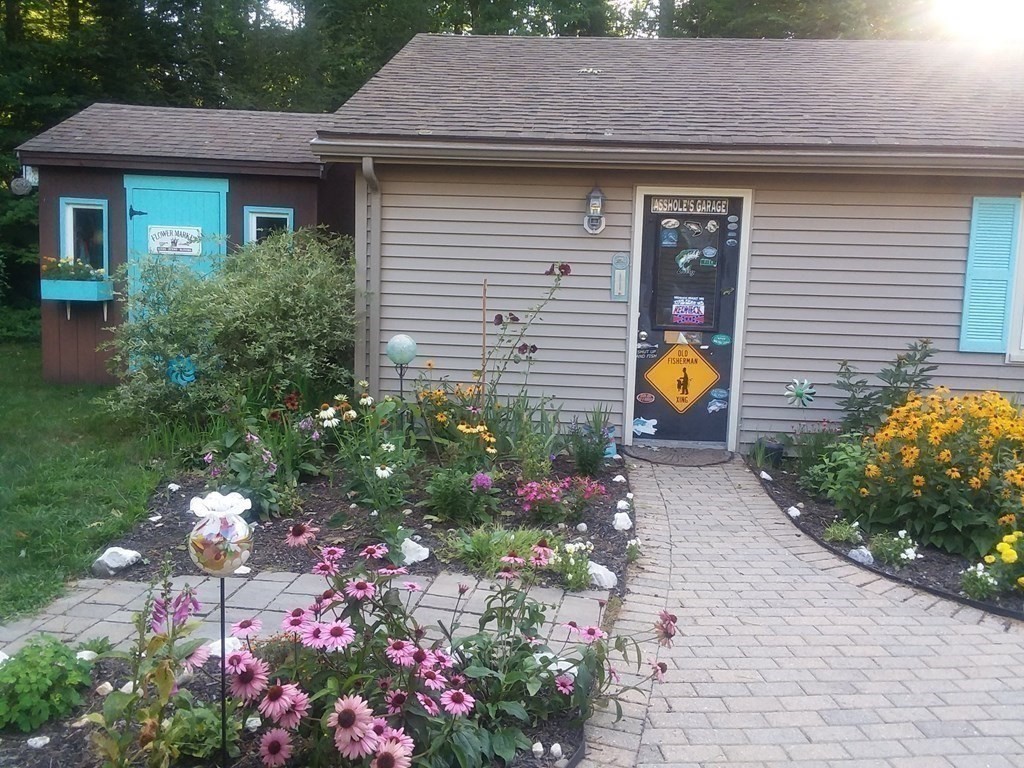 23 Patricia Road Westminster, MA 01473 - Photo 33 of 40