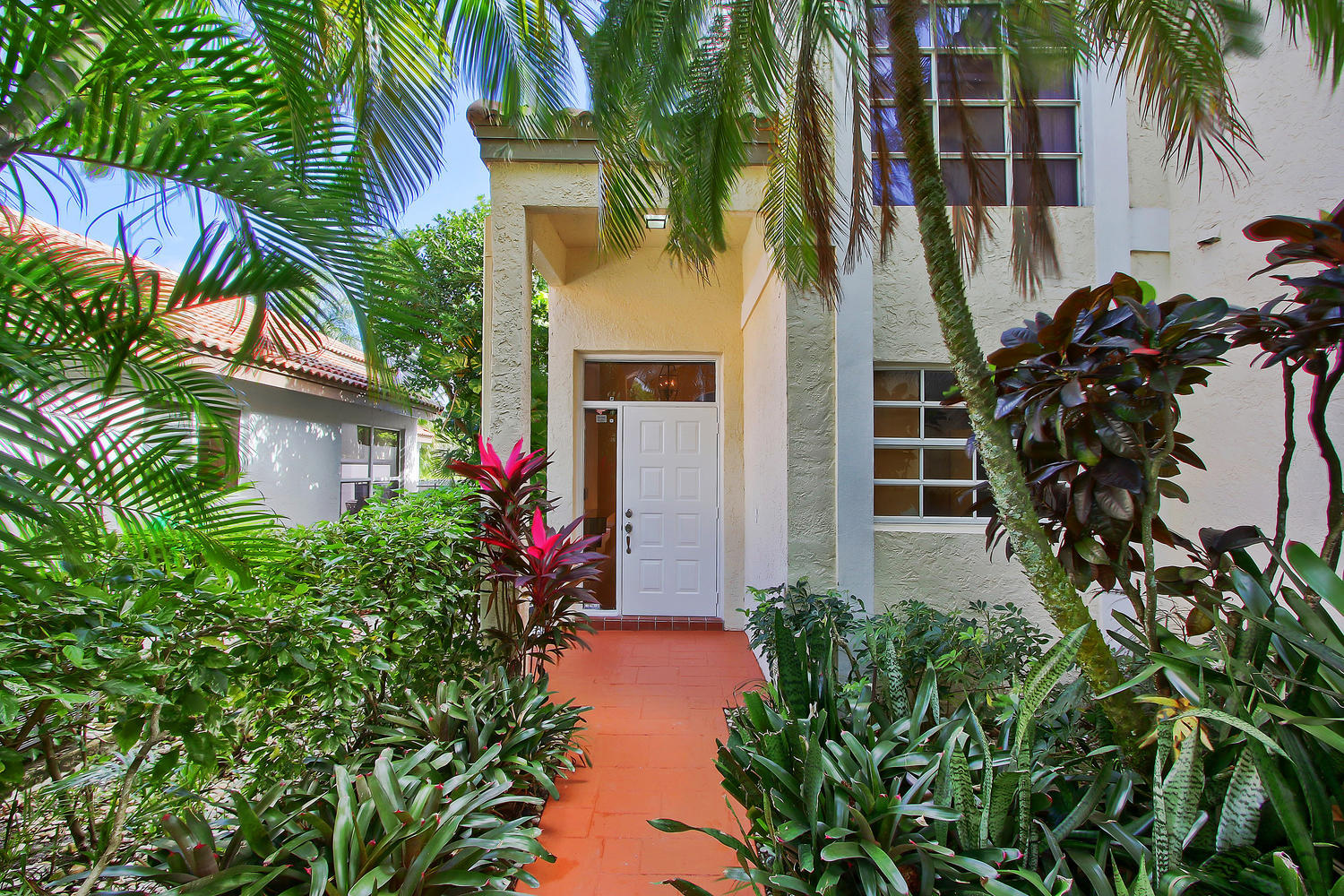 23322 La Vida Way Boca Raton, FL 33433 - Photo 2 of 28 23322 La Vida Way Boca Raton-large-002-2