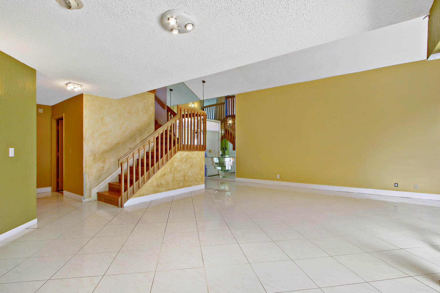 23322 La Vida Way Boca Raton, FL 33433 - Photo 4 of 28 23322 La Vida Way Boca Raton-large-004-1