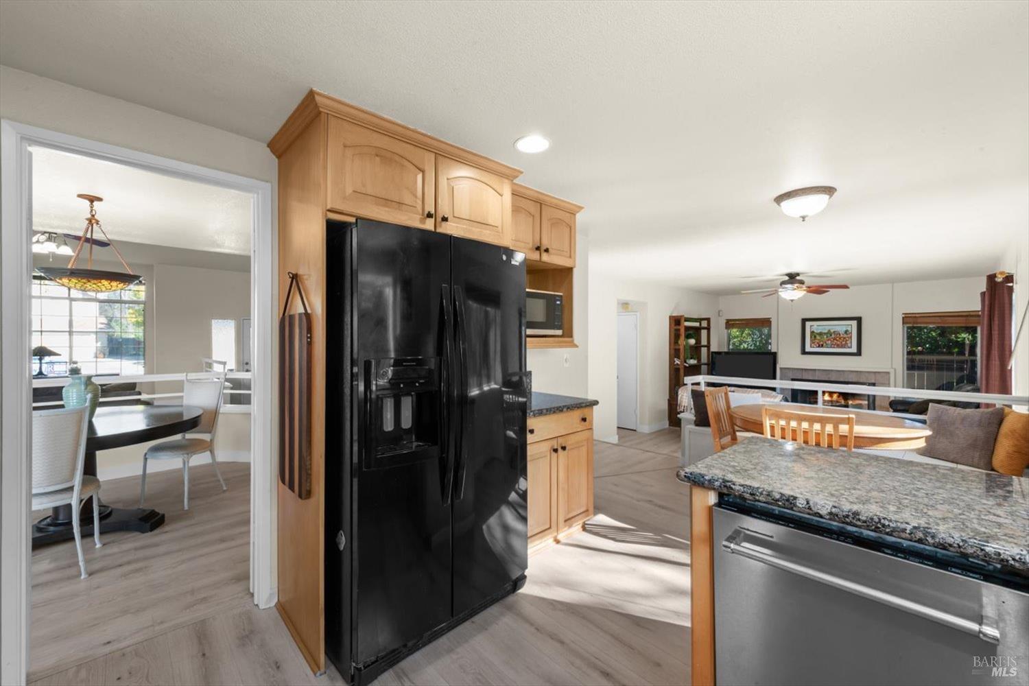 3327 Colonial Court Fairfield, CA 94534 - Photo 20 of 64