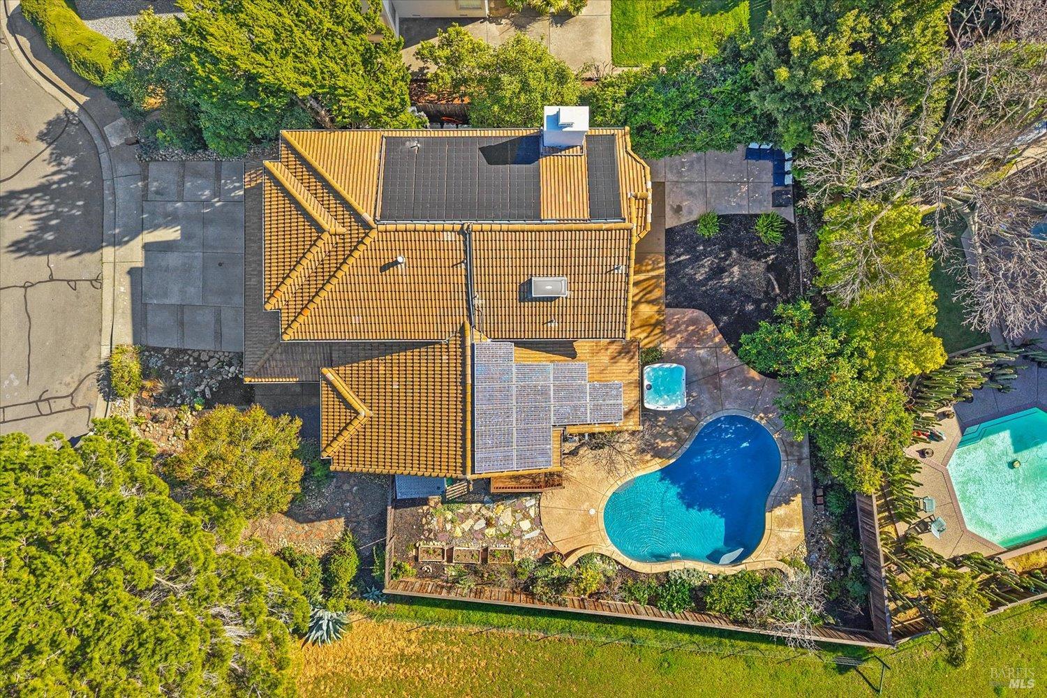 3327 Colonial Court Fairfield, CA 94534 - Photo 4 of 64