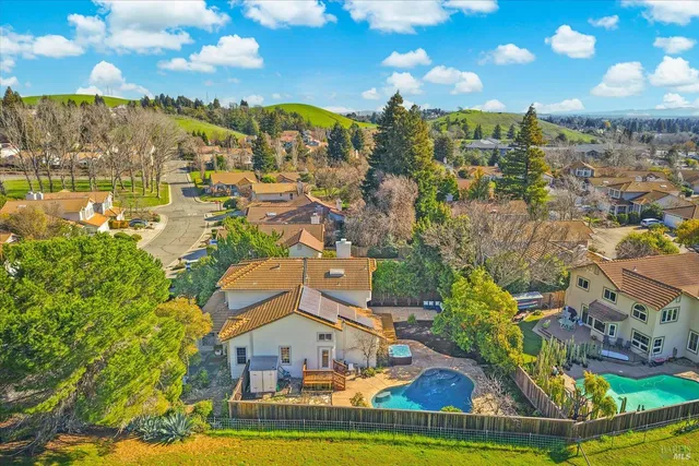 $850,000 | 3327 Colonial Court, Fairfield, CA 94534
