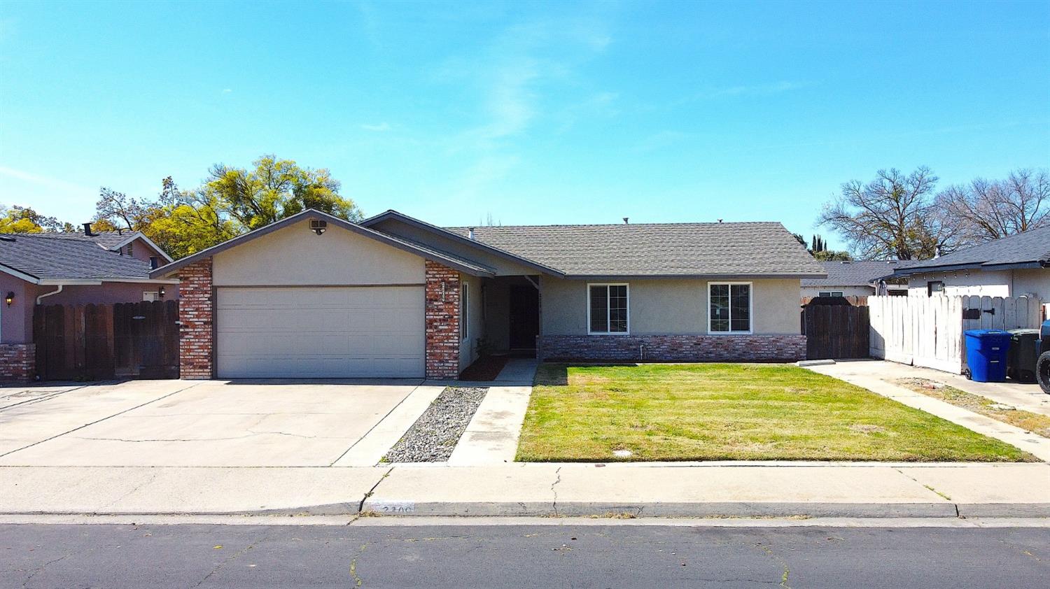 a house view with a outdoor space