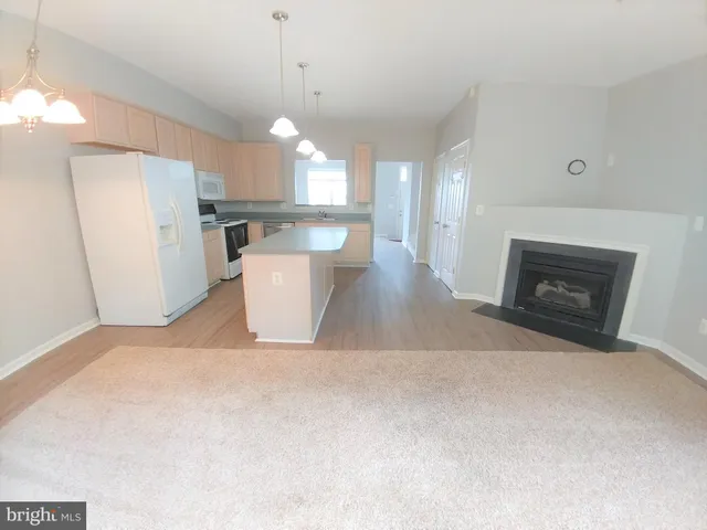 $2,600 | 8 Harbour Heights Drive, Annapolis, MD 21401