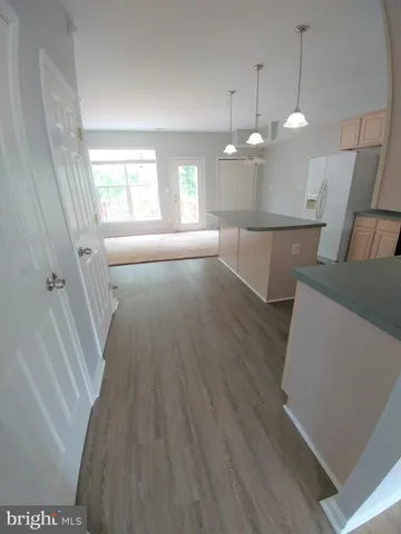 $2,600 | 8 Harbour Heights Drive, Annapolis, MD 21401