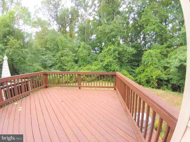 $2,600 | 8 Harbour Heights Drive, Annapolis, MD 21401