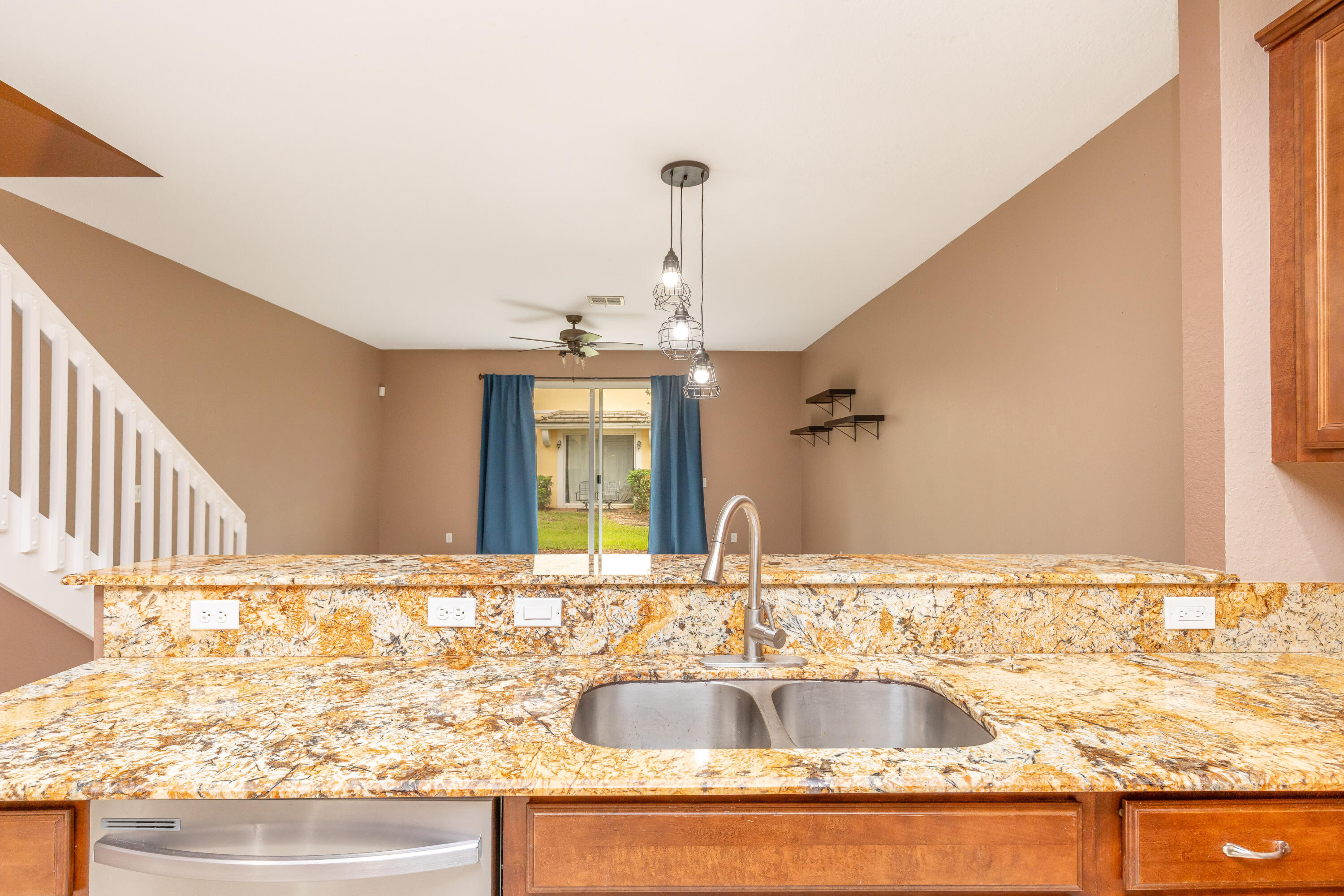 7782 Paddock Place Davie, FL 33328 - Photo 14 of 40 a bathroom with a sink and a mirror