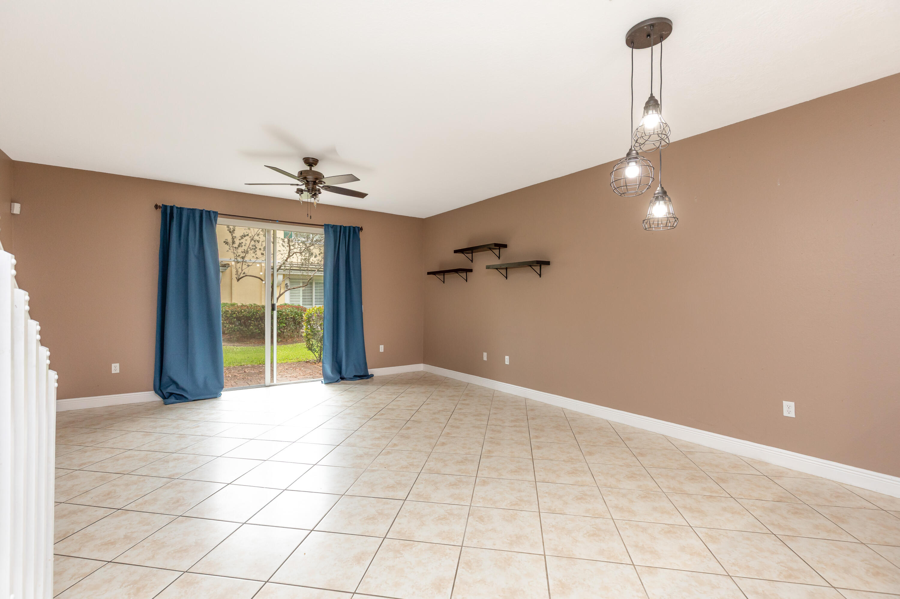 7782 Paddock Place Davie, FL 33328 - Photo 15 of 40 a view of an empty room with a window
