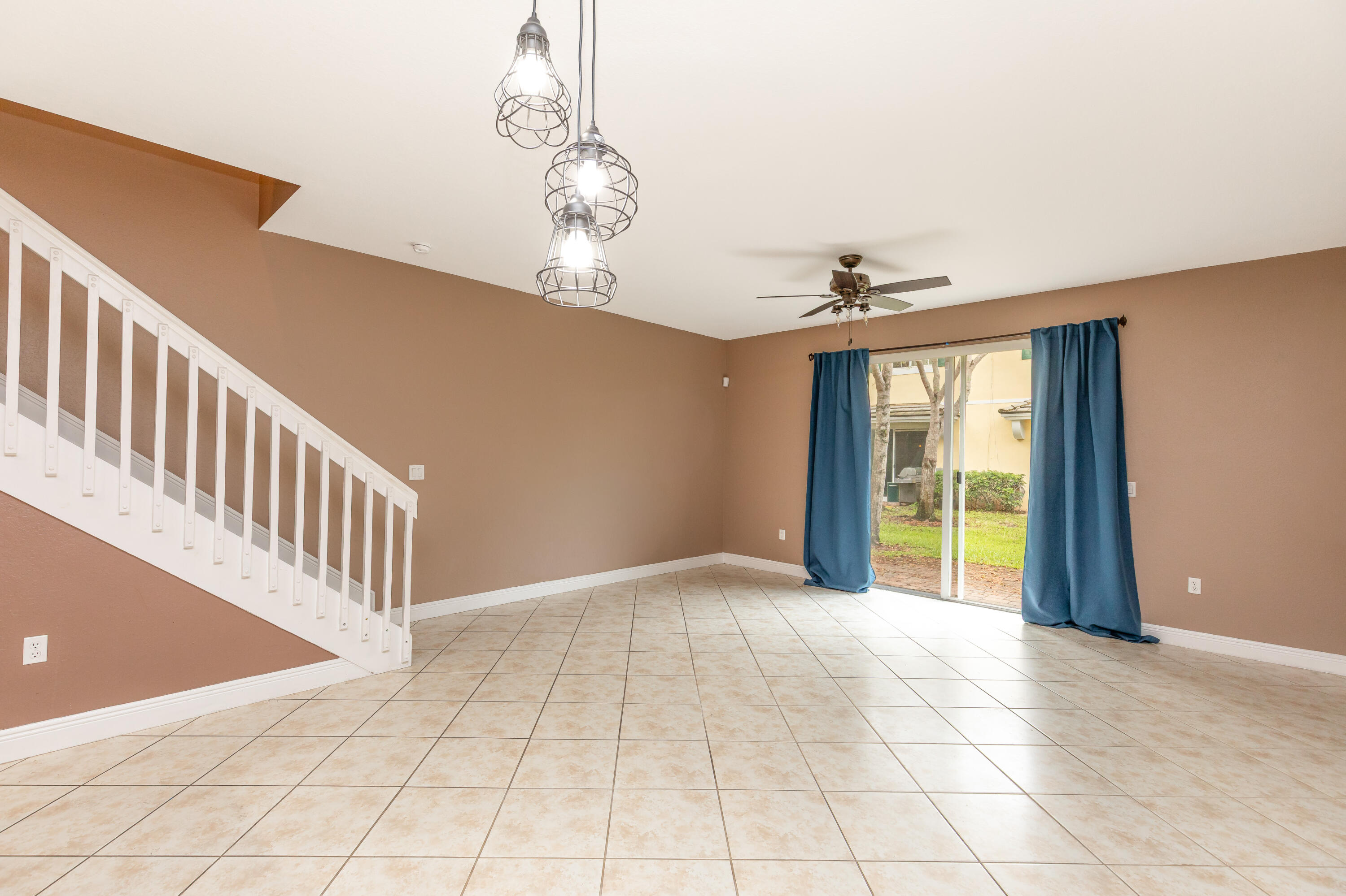 7782 Paddock Place Davie, FL 33328 - Photo 17 of 40 a view of an empty room with a window